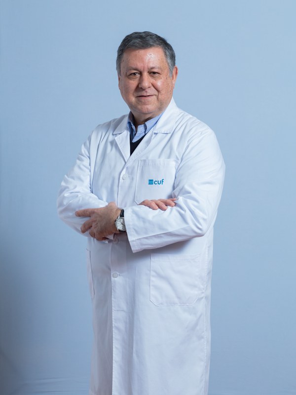 Dr. Eduardo Perdigão
