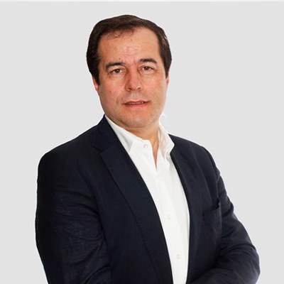 Dr. Carlos Parreira