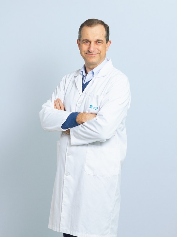 Dr. Carlos Martins