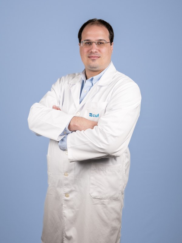 Dr. David Aparício
