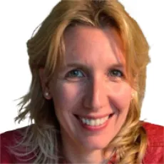 Mme Camille Roy