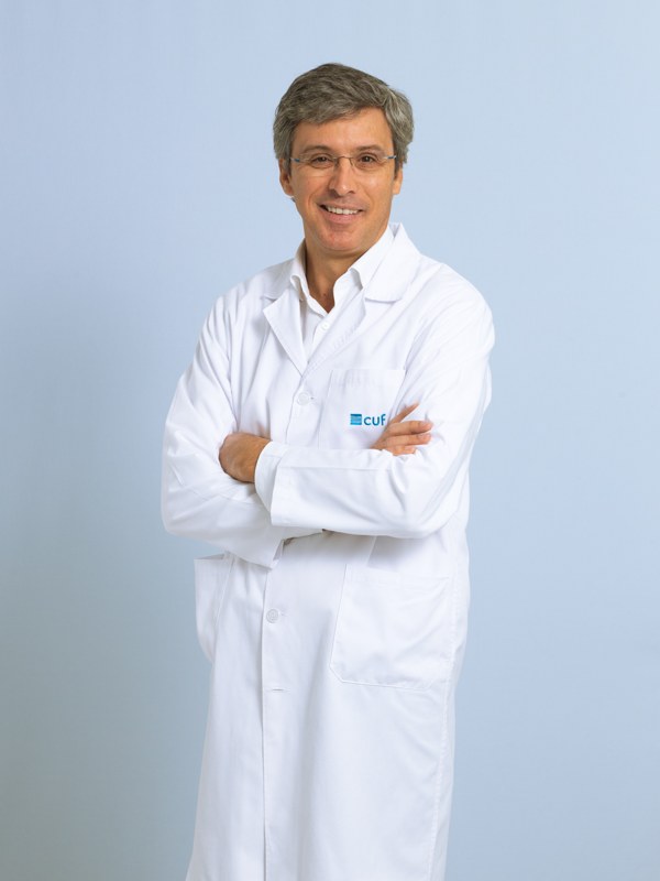 Dr. Eduardo Mendes