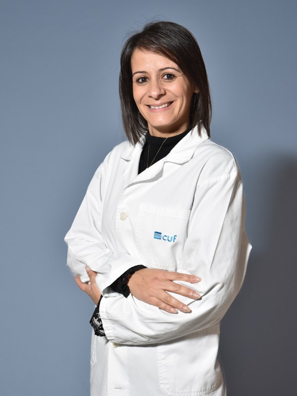 Raquel M. Oliveira