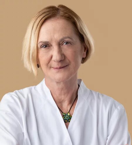 Nóra Varsányi M.D.