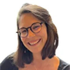 Dr. Natacha Loumaye