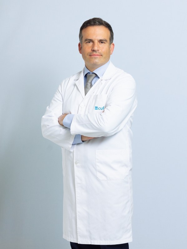 Dr. Daniel Brandão
