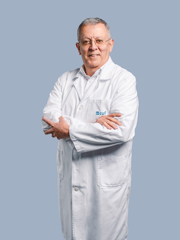 Dr. Fernando Barata