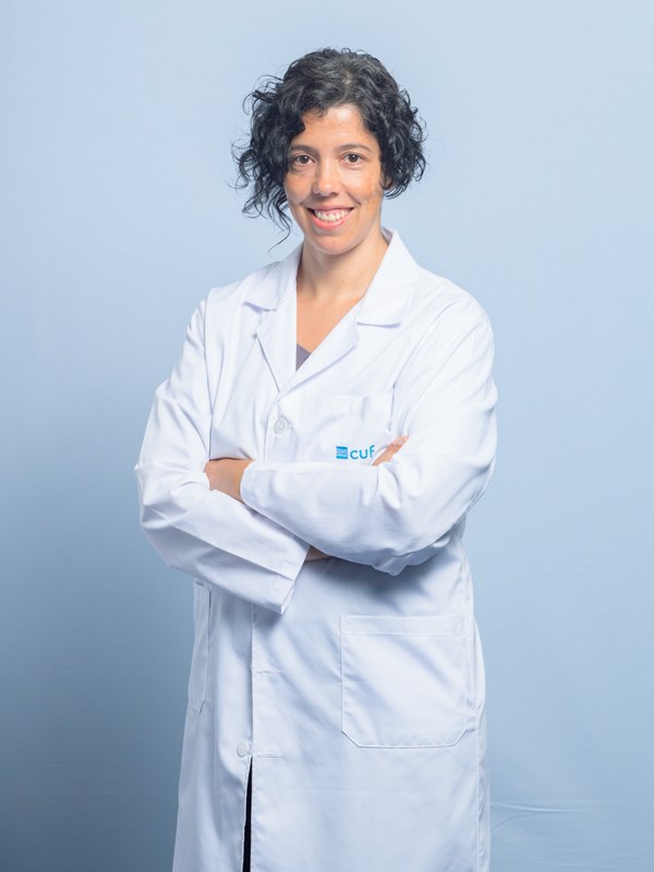 Dr. Marcela Pires Guerra