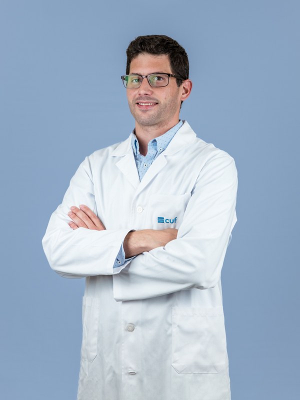Dr. Guilherme Mendes Simões