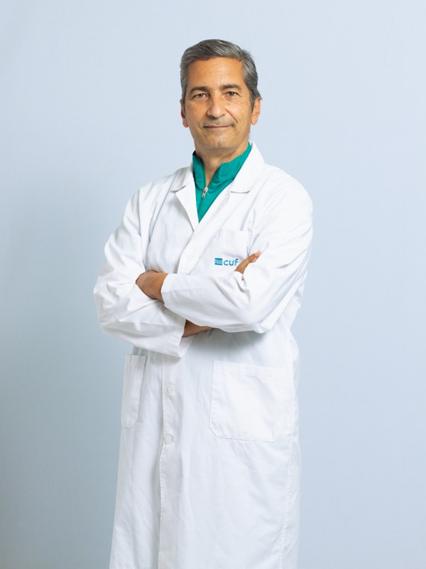 Dr. Henrique Reis