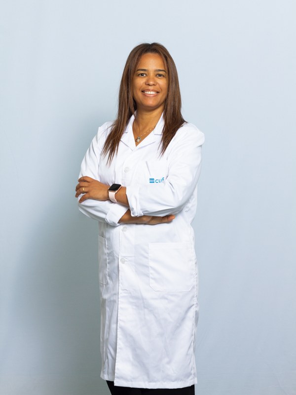 Dr. Karin Luz
