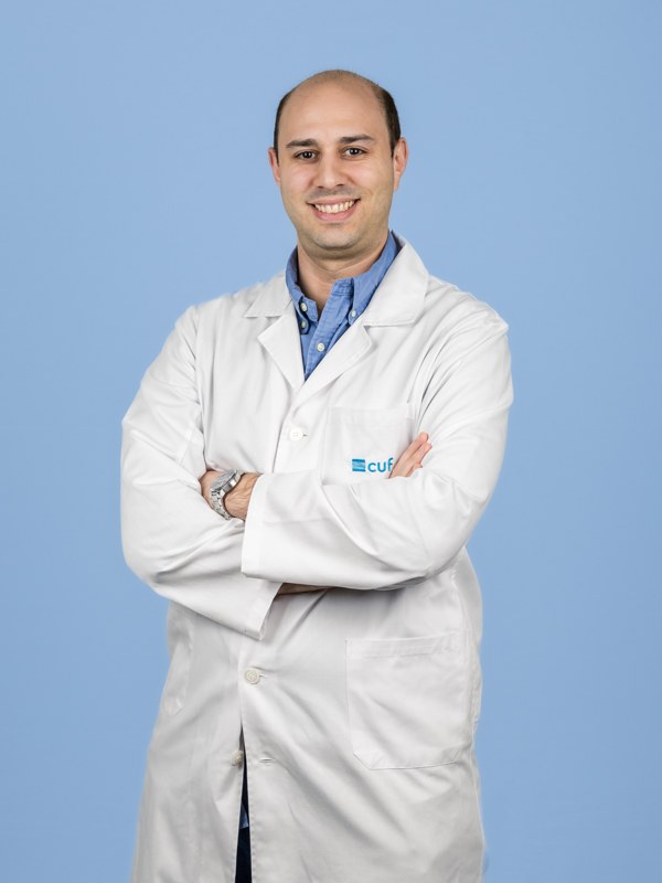 Dr. Alexandre Almendra