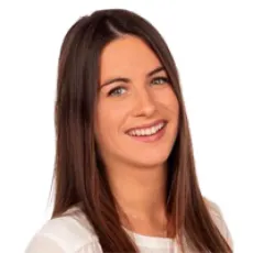 Mme Alice Quetstroey