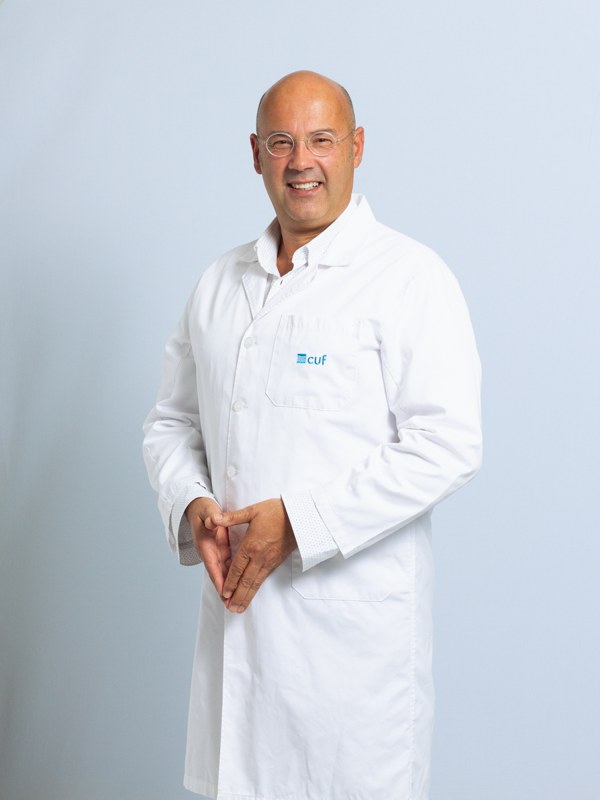 Dr. Castro Neves