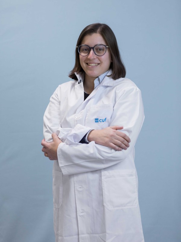 Dr. Mariana Saraiva