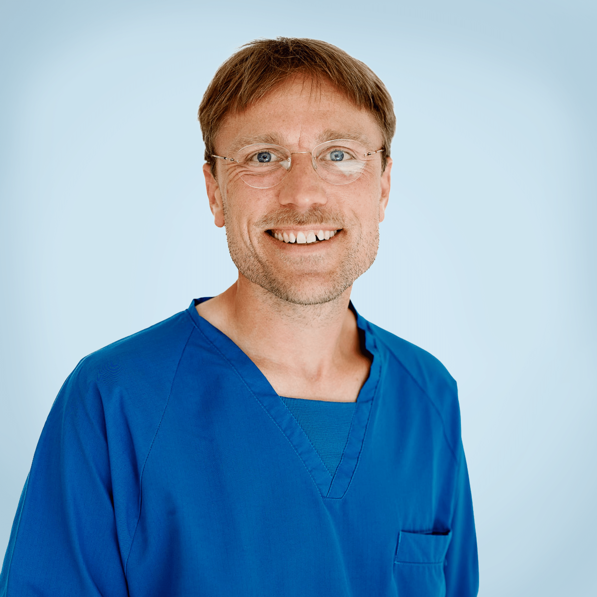 Dr. Simon Fage