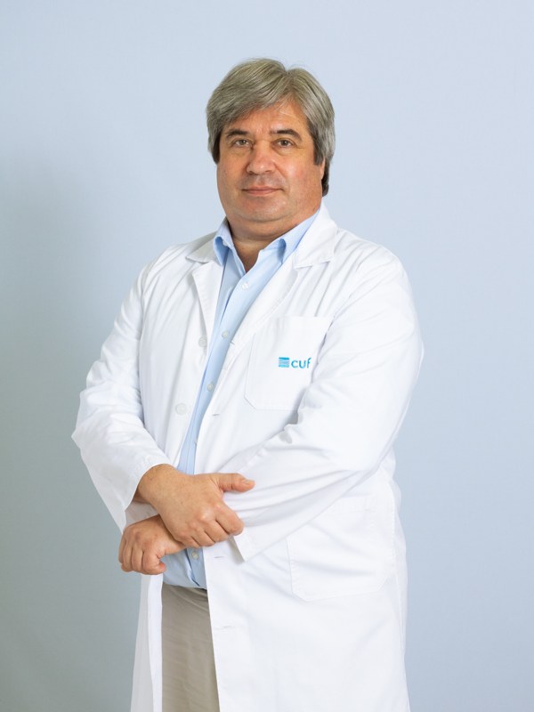 Dr. António Martins