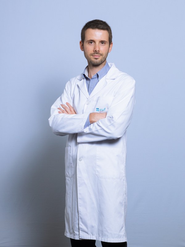 Dr. Miguel Ruão
